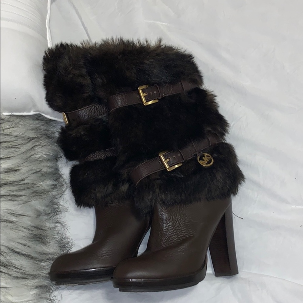 Size 6.5 (US) Micheal Kors Faux Fur Heeled Boots - Picture 3 of 4